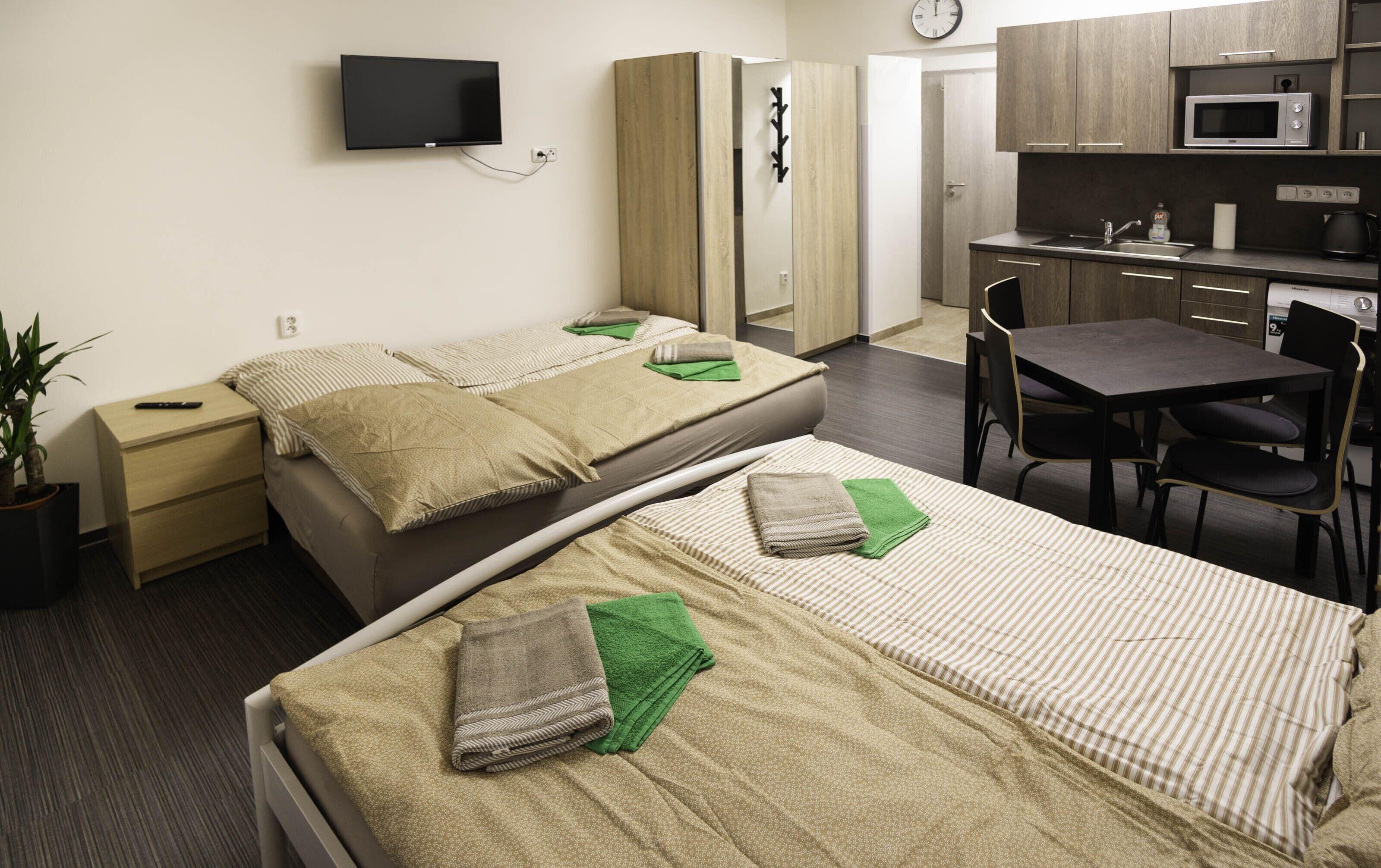 Flying Bed Apartment Close To Prague Castle And Airport, Prague